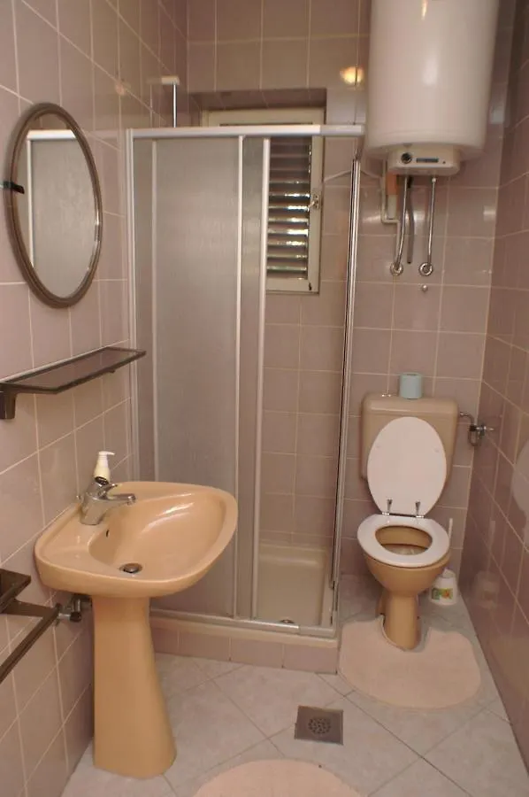 Apartments With A Parking Space Mandre, Pag - 4075 Croatia